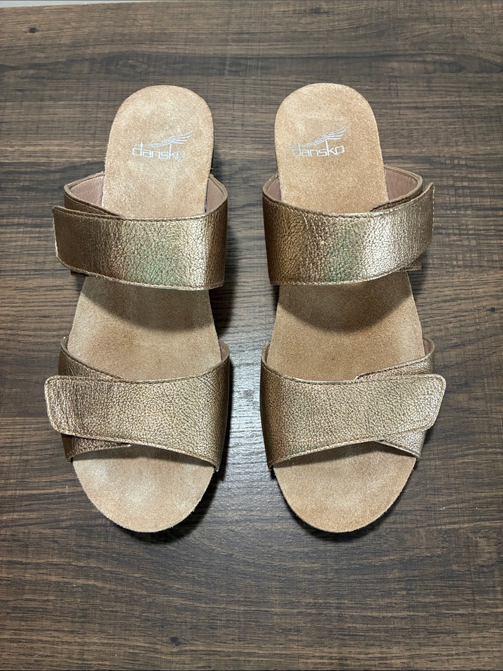 Dansko Gold Leather Sandals Slides Size 38